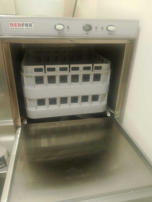 Zmywarko wyparzarka gastronomiczna