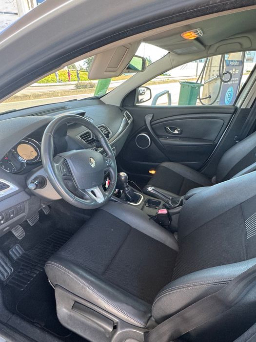 Vendo Megane com poucos kms