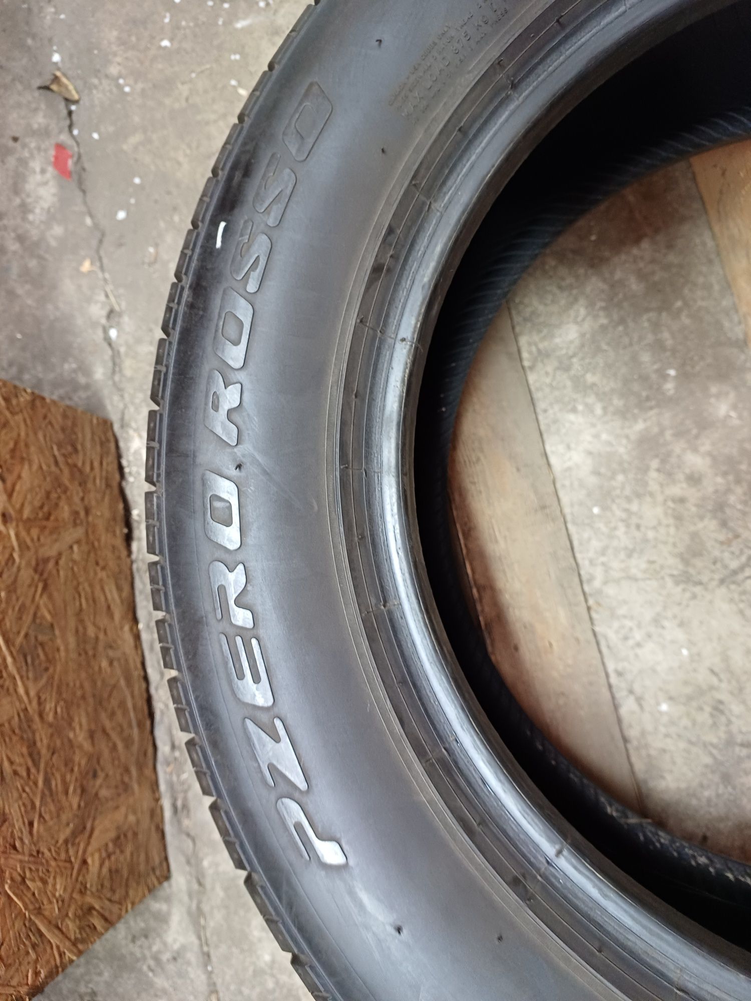 Opony letnie Pirelli 235/60/18