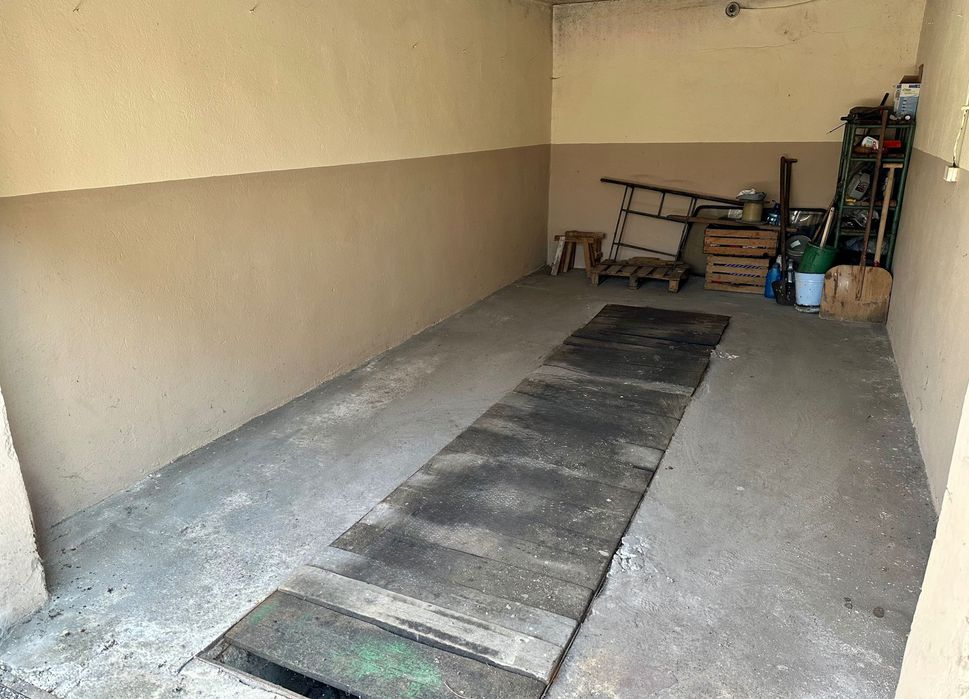 Garaż  Aleksandrów Łódzki blisko centrum