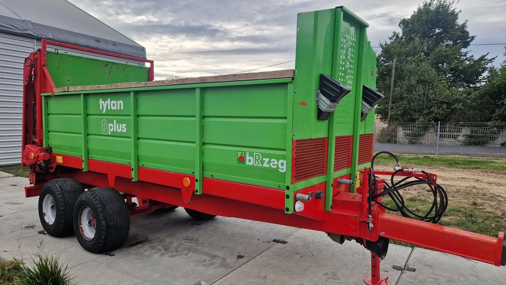 Unia Unia Tytan 8 plus Apollo  Rozsiewacz do wapna RCW