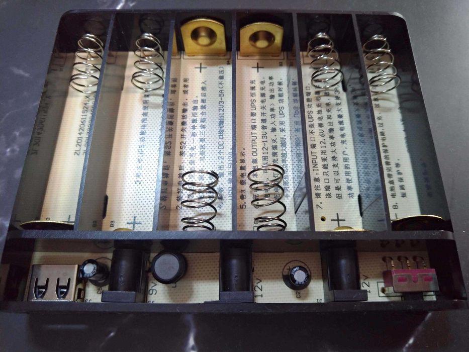 Повербанк з виходом 12 вольт для роутера, камери, термінала