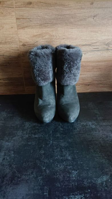 Жіночі черевики, натуральна замша/хутро39р