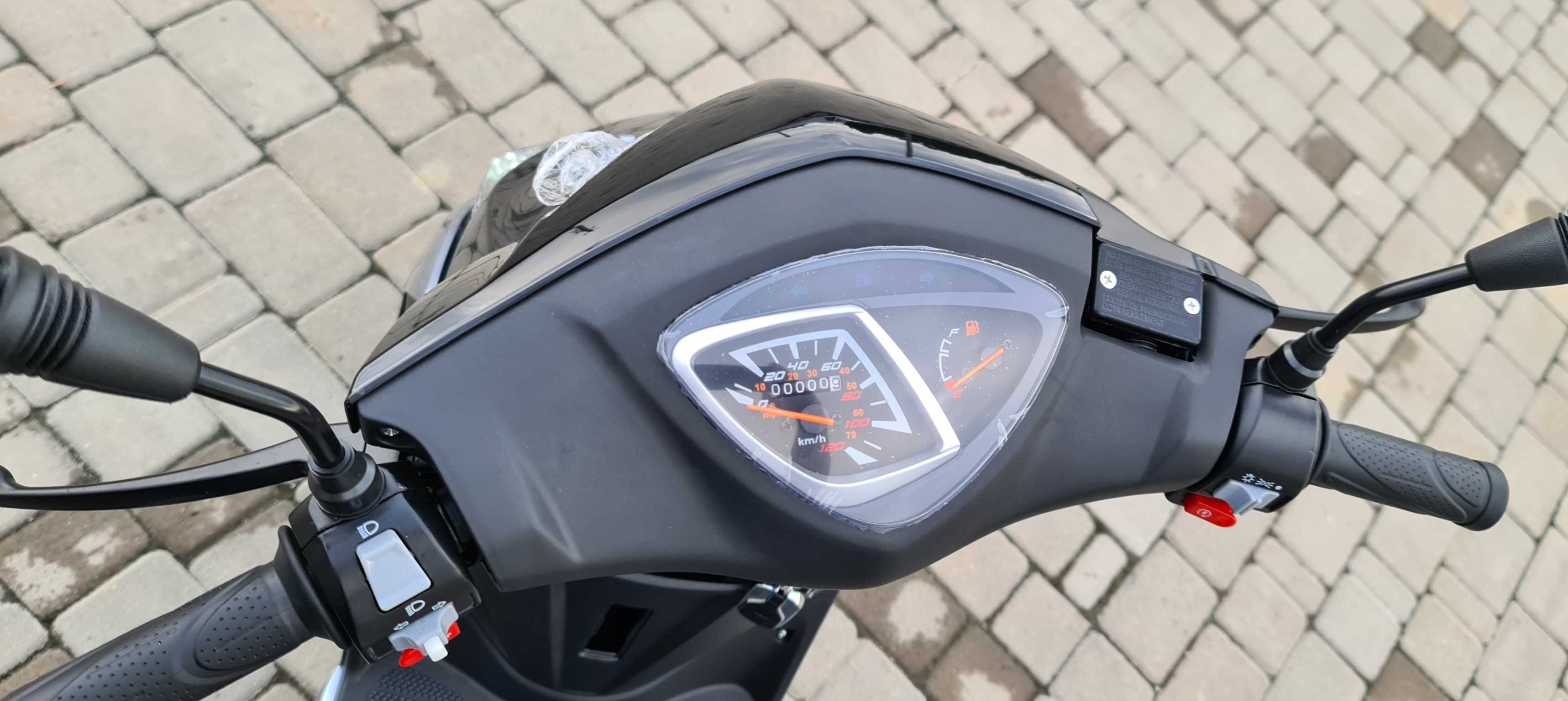 Мопеды, скутера 125 куб, новые