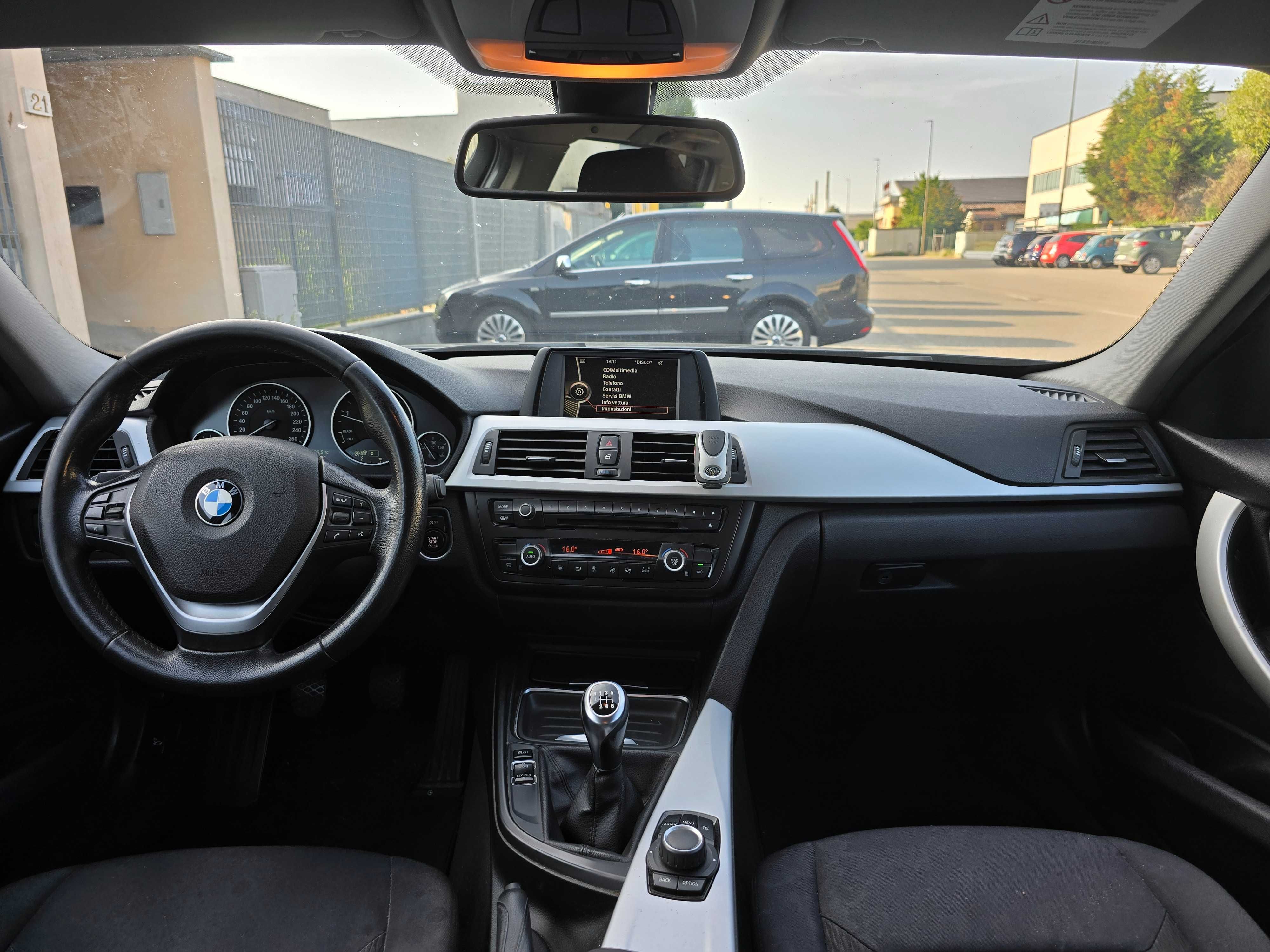 Bmw 320d  185 ps Posiadam  inne  auta  z  włoch  całe  i uszkodzone