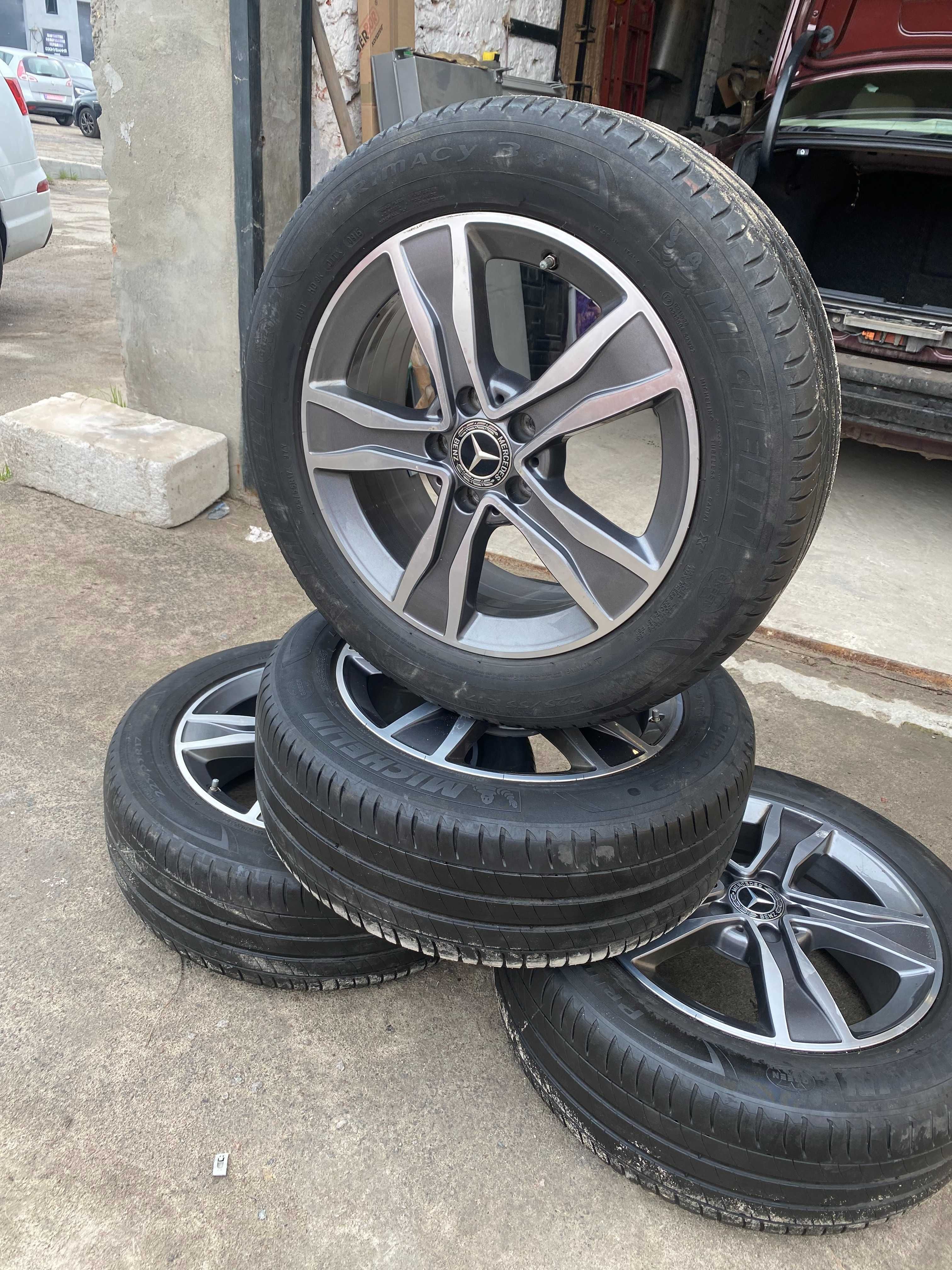 Диски Mercedes с летними шинами Michelin 225 55 17