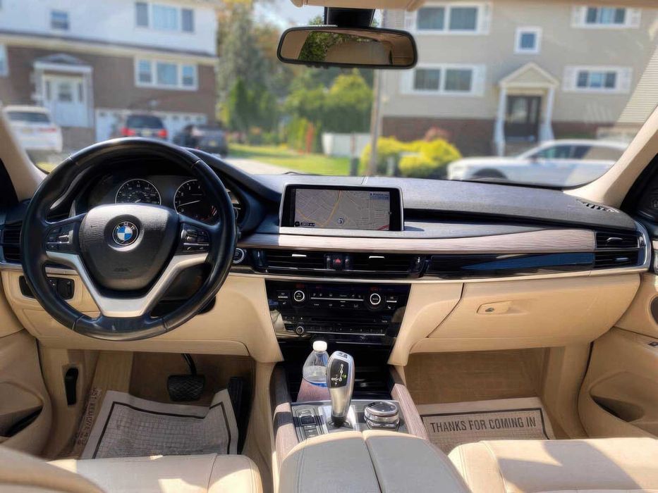 BMW X5 xDrive35i      2014