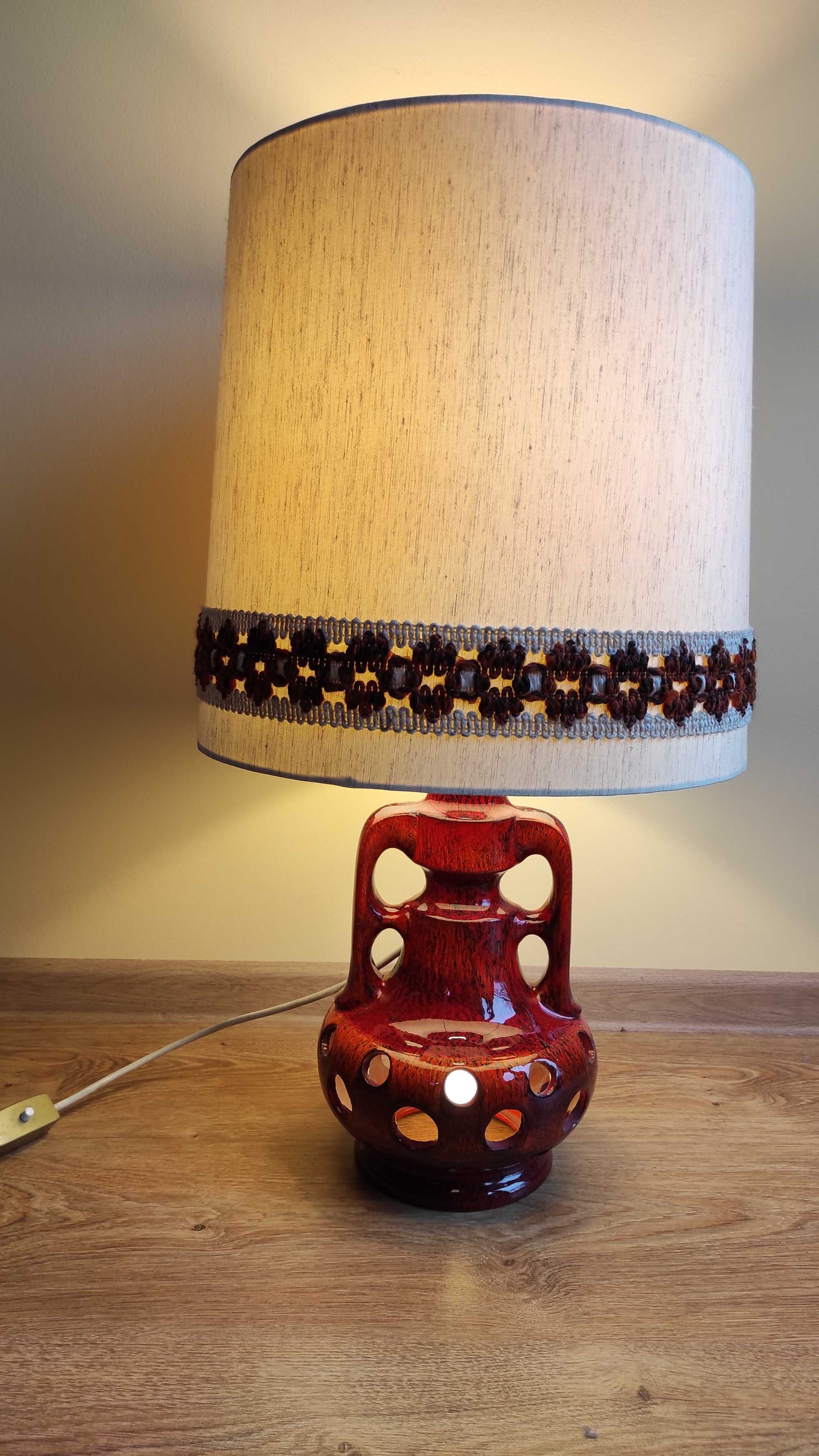 Oryginalna, piękna lampa stołowa LAVA, lata 60/70.