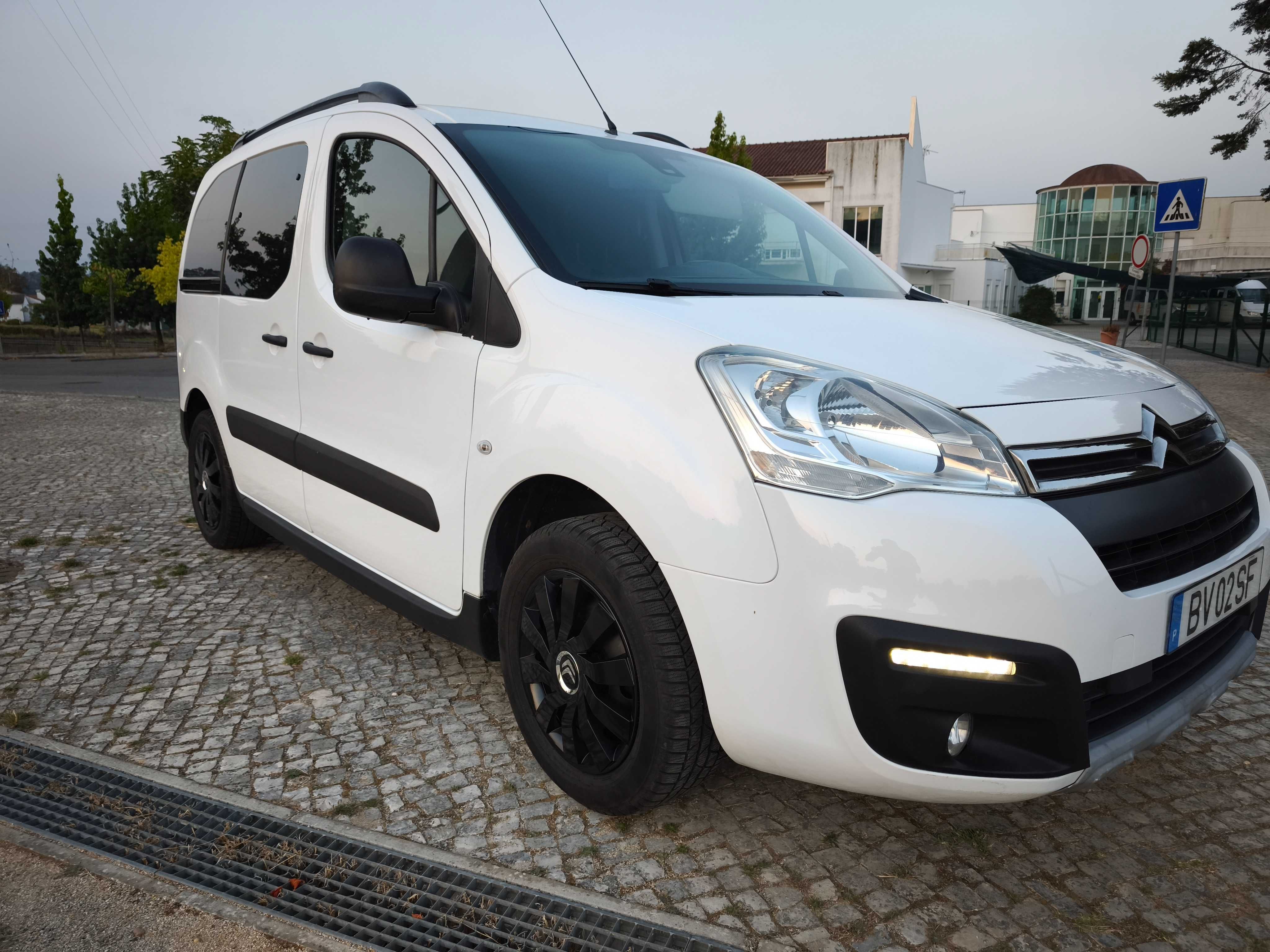 Citroën Berlingo 1.6HDI 120CV 5 LUG