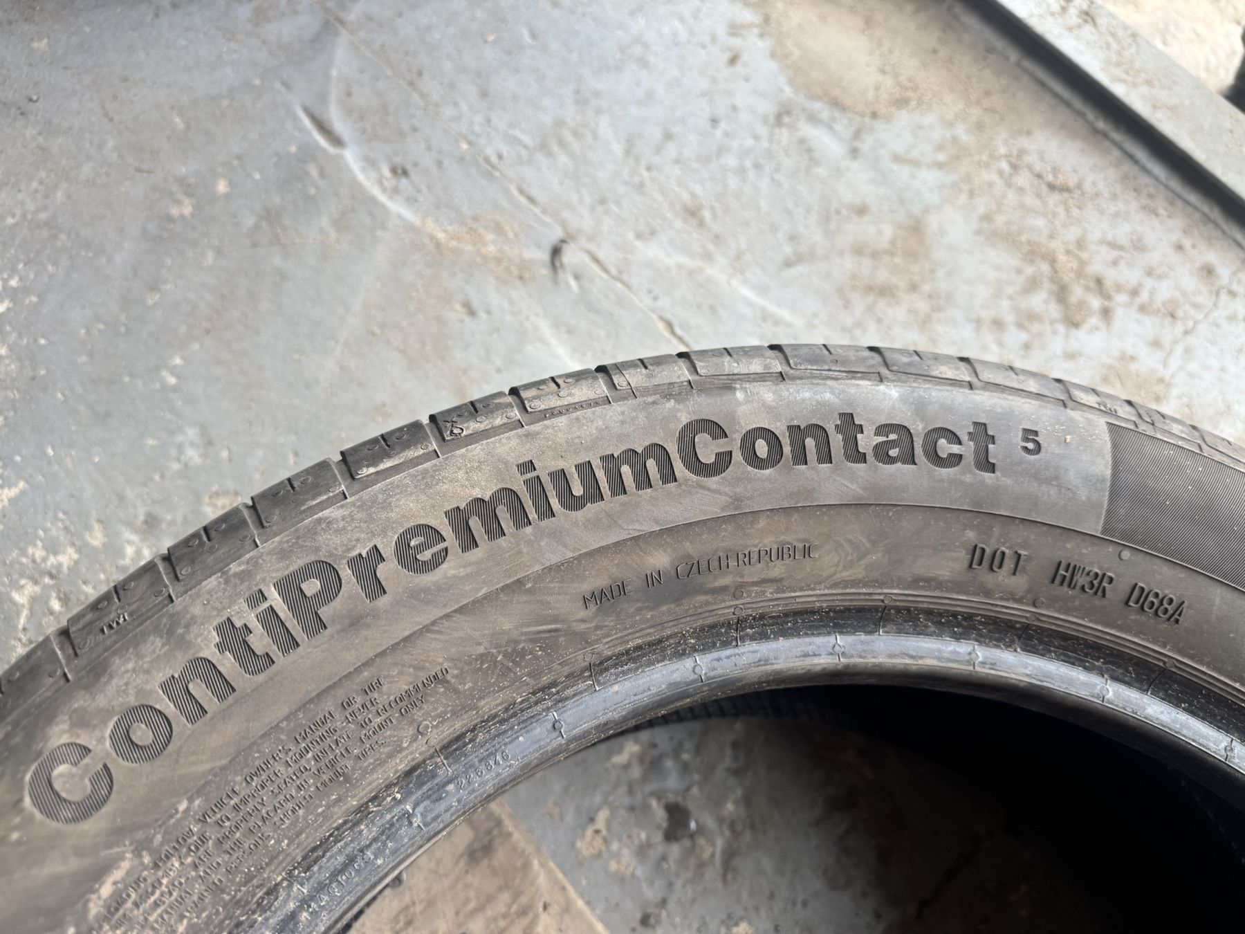 215 55 R17 Continental ContiPremiumContact 5 літо комплект шин бу
