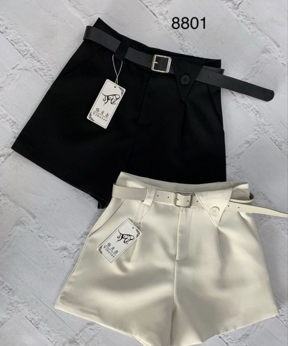 Шорты коассические черные с карманами