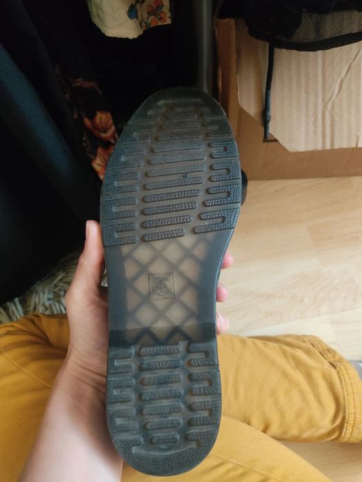 Niskie martensy, Dr. Martens, egzotyczne kwiaty, rozmiar 40, jak nowe