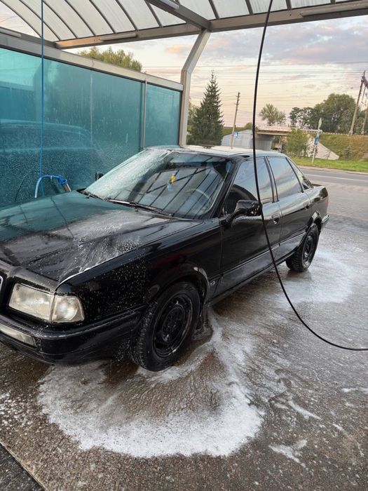 Продам Ауді 80 б 3 кузов машина на повному ходу хаз бензин сів пойхав