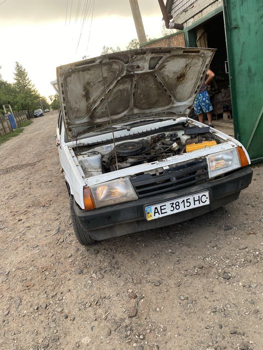 Продам ваз 2109