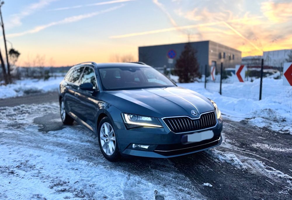 Skoda Superb Pierwszy właściciel/Nowy rozrząd/Super stan i wyposażenie