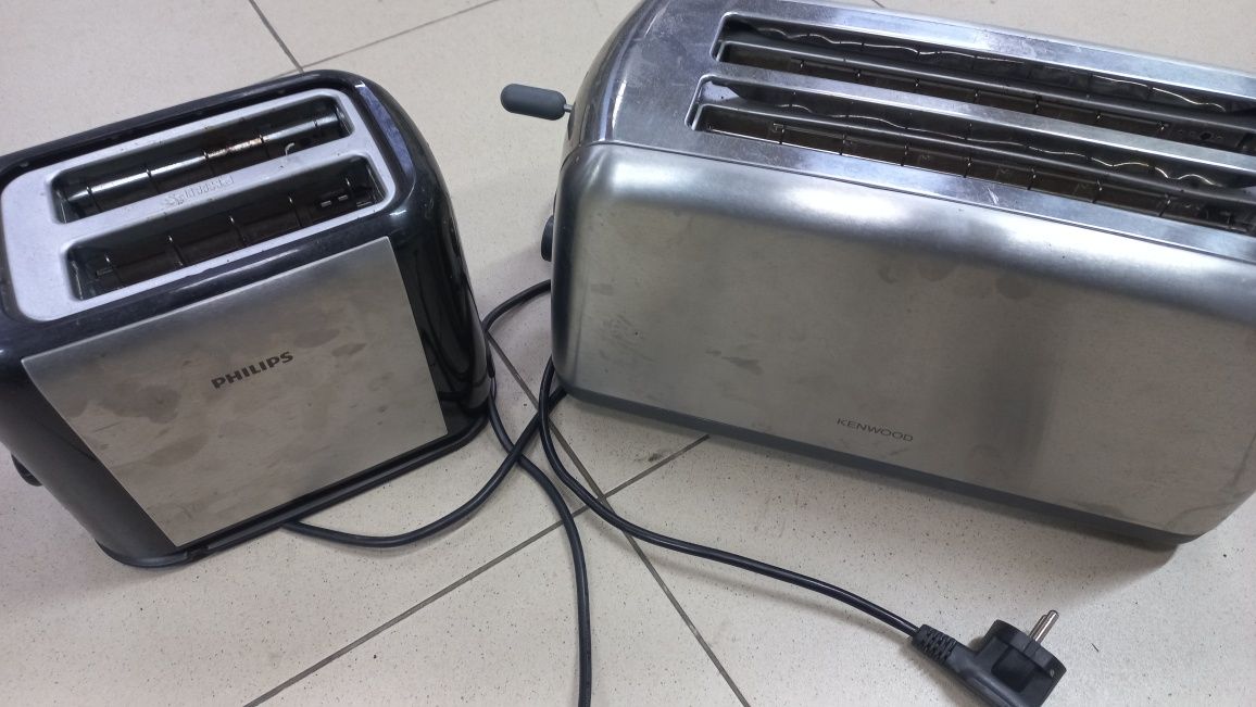 Два тостери Philips