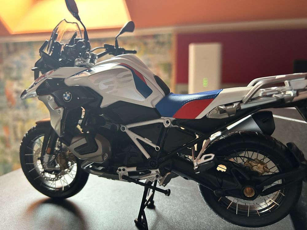 Model BMW motorrad R1250 GS 1/10