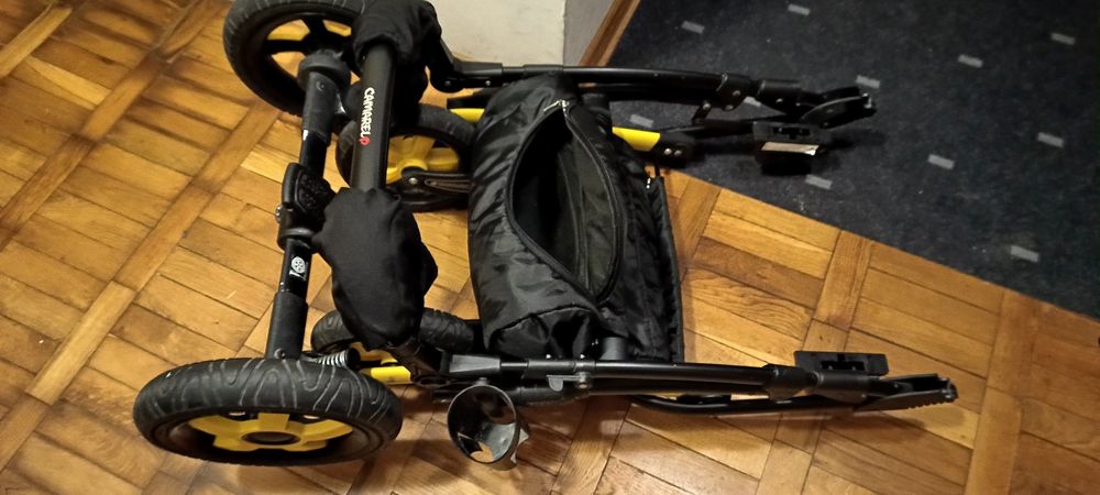 Wózek Camarelo (spacerówka+gondola)