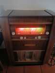 Telefonia antiga com gira discos e bobines
