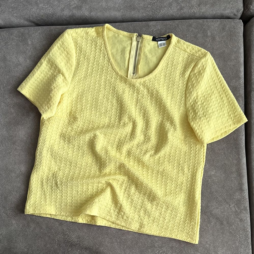 Жовта футболка  від esmara