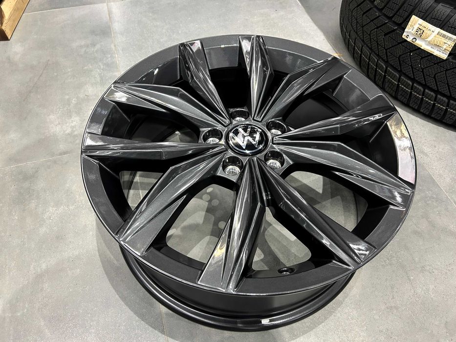 Oryginalne felgi 18 5x112 ET43 VW TIGUAN II III KODIAQ TARRACO AUDI Q3