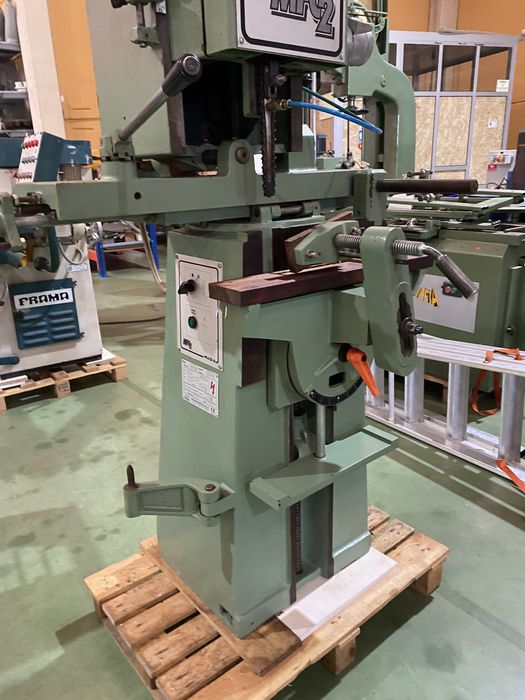 Furador por corrente Mida mod. MFC2 com CE