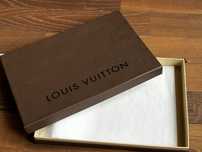 Louis Vuitton karton chustka, rękawiczki, pasek, czapka