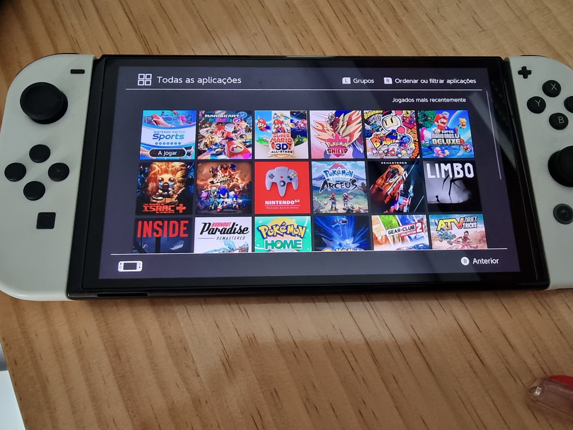 Nintendo switch oled + 26 jogos