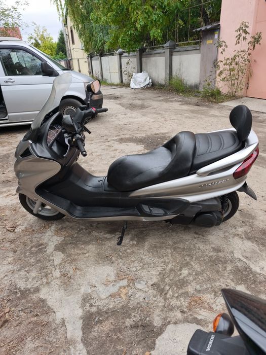 Yamaha majesty 250