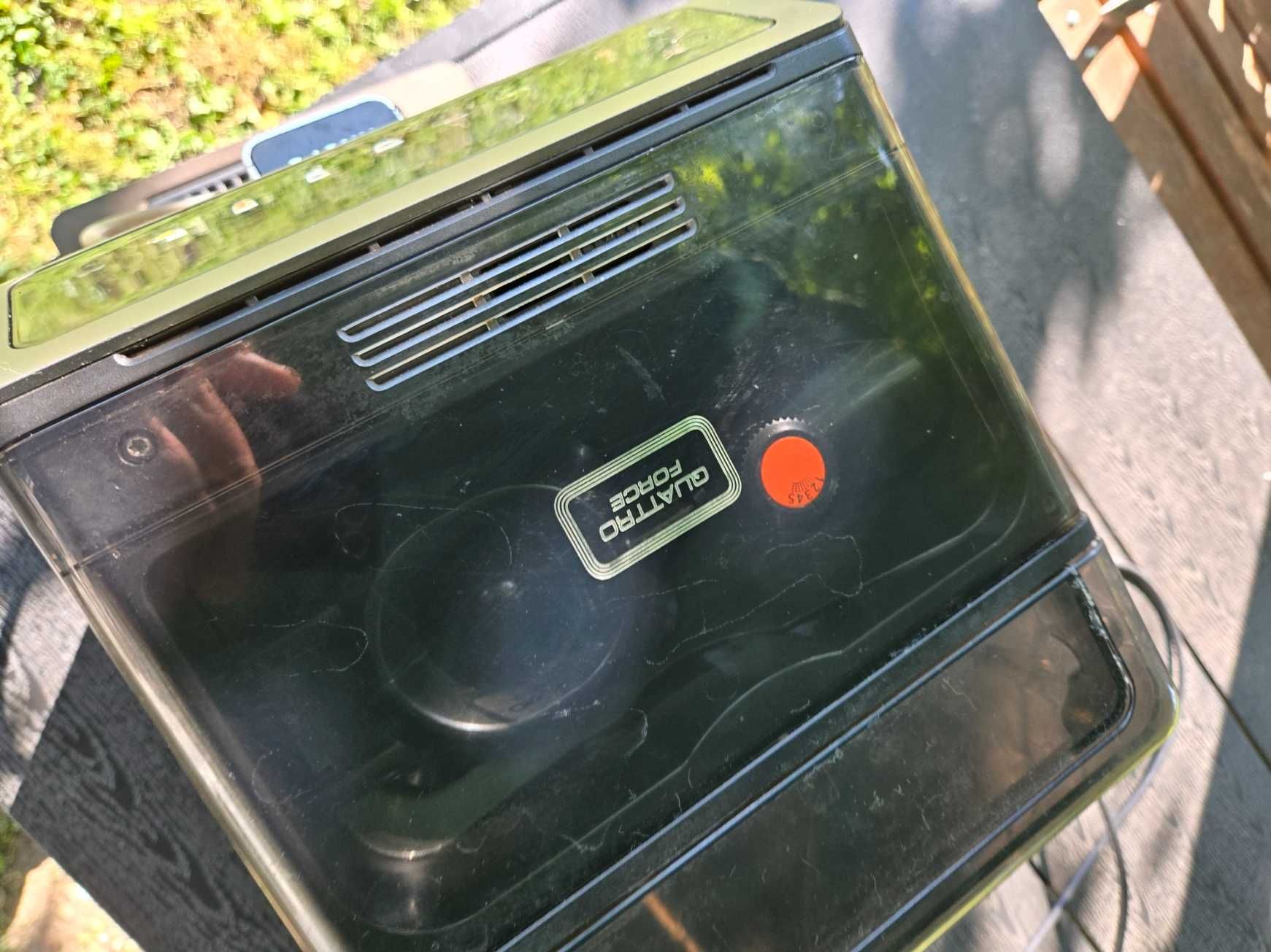 ekspres do kawy Krups EA89* model FDB145000P na części przecieka woda