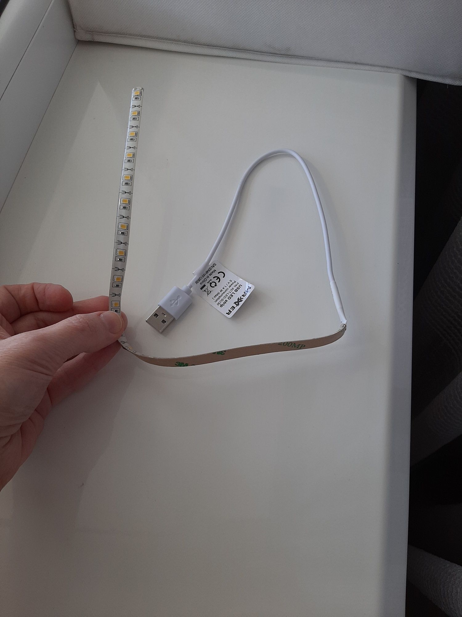 Світлодіодна стрічка USB - теплий білий - 30 см - 1шт- 80 люмен 3200К