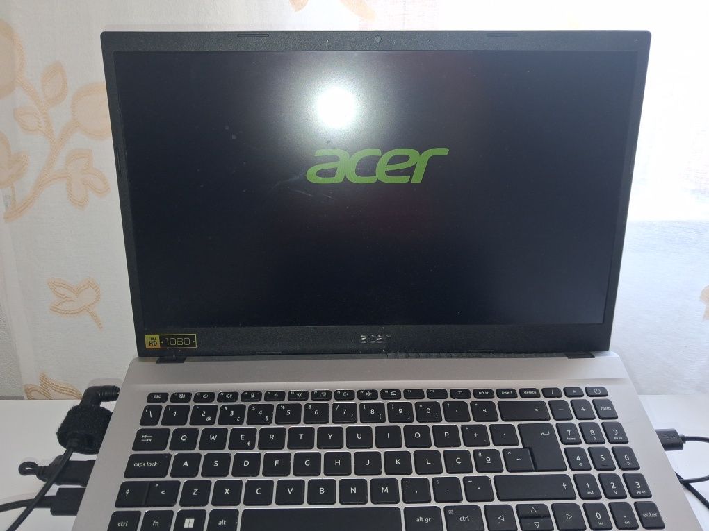 Vendo PC Acer aspire 3 15