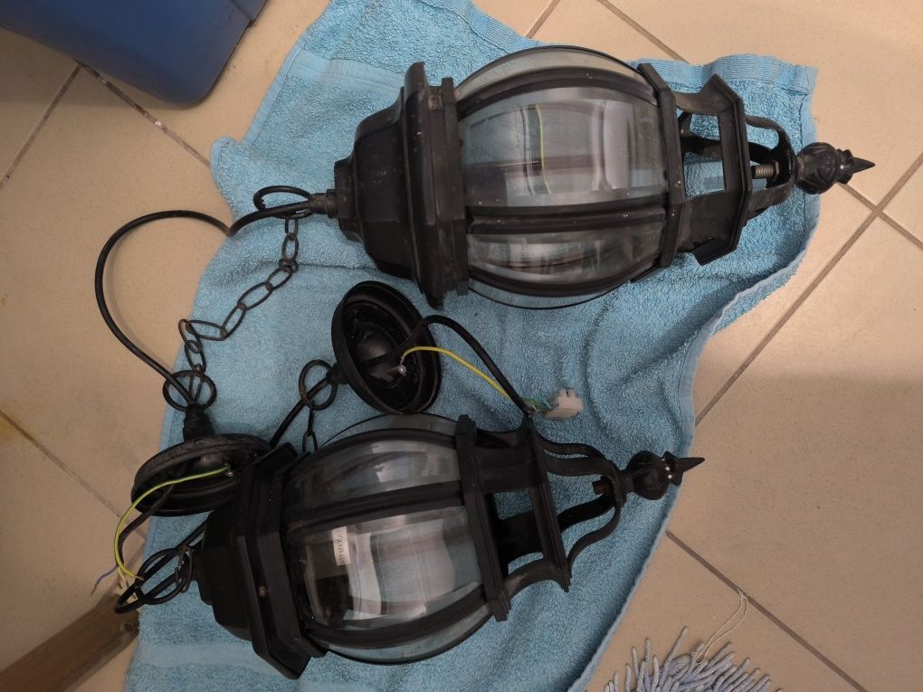Lampy zewnętrzne ogrodowe wiszące metalowe