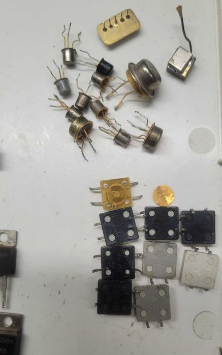 радиодетали, транзисторы, реле, диоды
