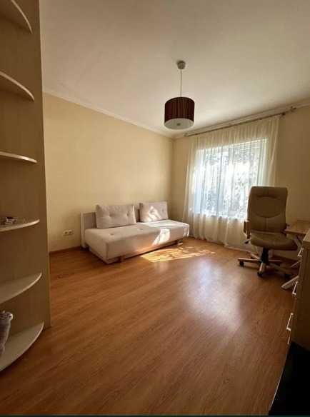 Продаж Будинок 330м2 12 сот Романків поруч Сонячна Долина Ходосівка