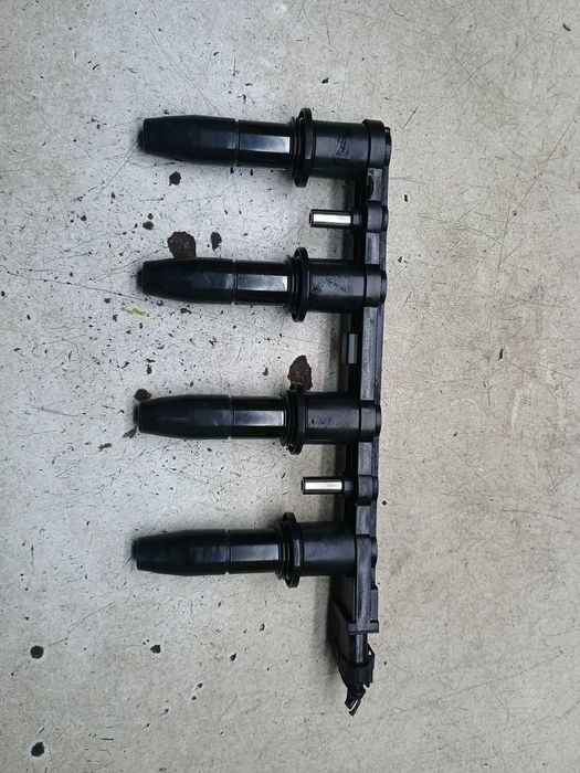 Cewka Zapłonowa Opel  Astra II Zafira B Meriva A 1.8  16 V