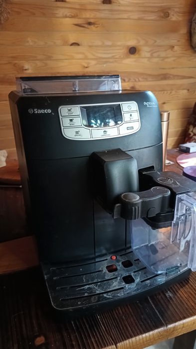 Кава машина Saeco Intelia