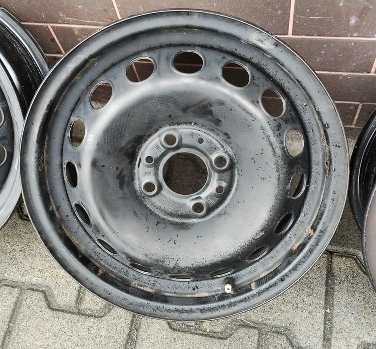 Felga stalowa Fiat/Ford 14 cali rozstaw śrub 4x98 ET35 (Fiat 500)