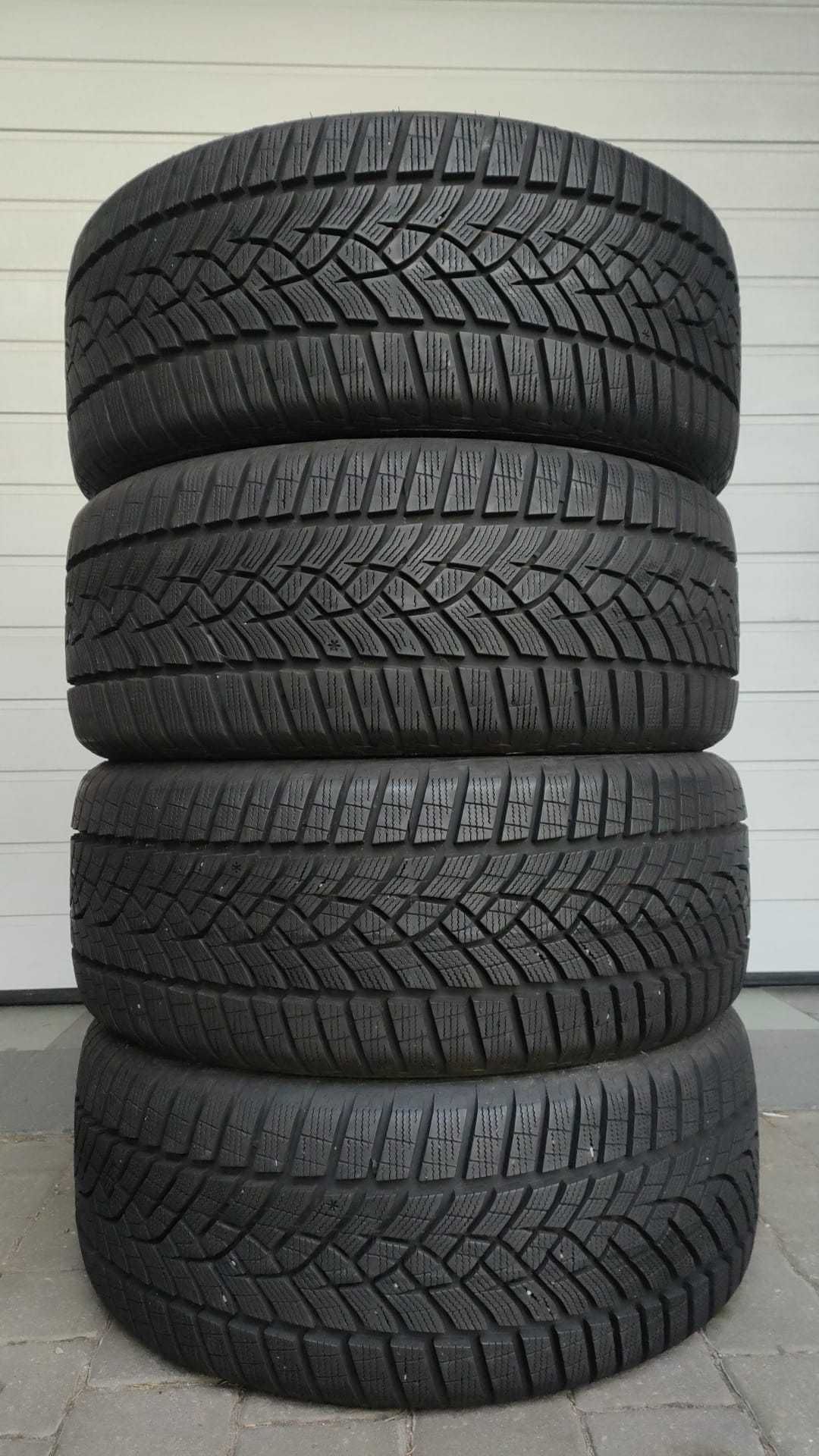 4 sztuki opony zimowe 225/50/18 Goodyear UltraGrip 99V XL(OL273/OB)