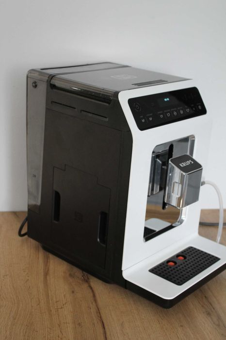 1350 KAW ! OKAZJA !BIAŁY ekspres KRUPS EVIDENCE menu pl od serwisu gwa