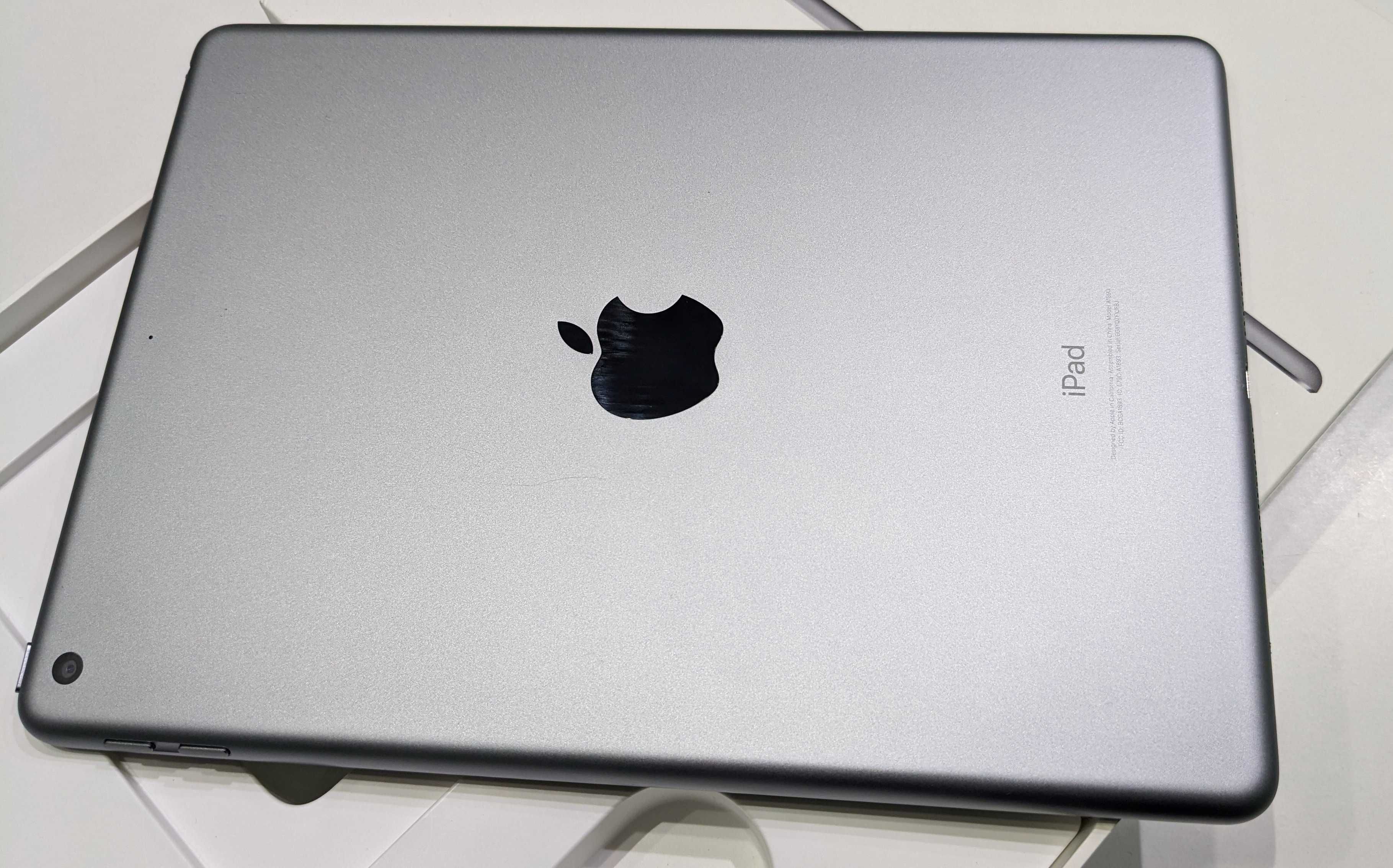 Apple iPad 6 128GB (A1893) WF планшет (оригинал 100%)