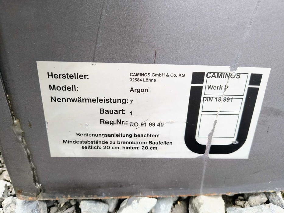 kominek piec ogrzewania kamie marmur szamot