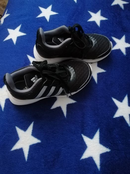 Кросівки adidas для хлопчика