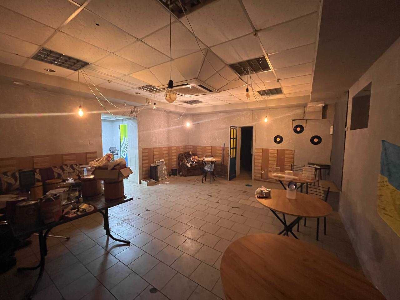 Продаж приміщення за зупинкою, 237 м²