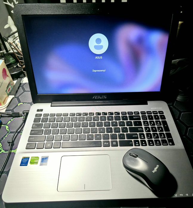 Laptop Asus X555LJ. Stan b.dobry.