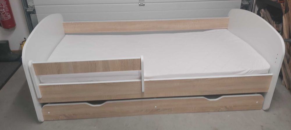 Łóżko dziecięce kolor dąb sonoma