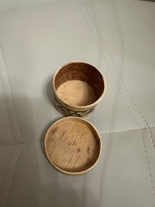 Вінтажна французьська колекційна  коробочка для пігулок чи прикрас