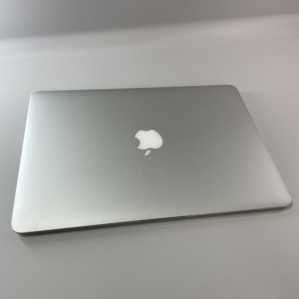 Ноутбук MacBook Air 2011