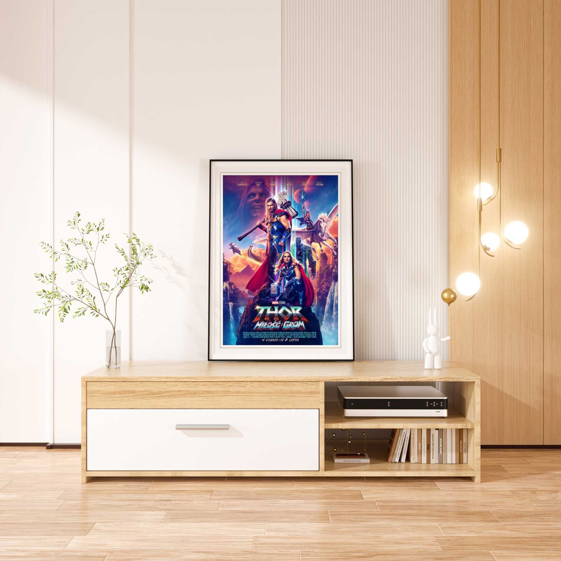 Plakat filmowy "Thor: Miłość i grom" 68 x 98 cm