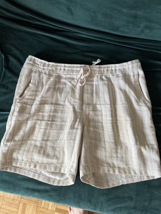Szorty Zara z lnu